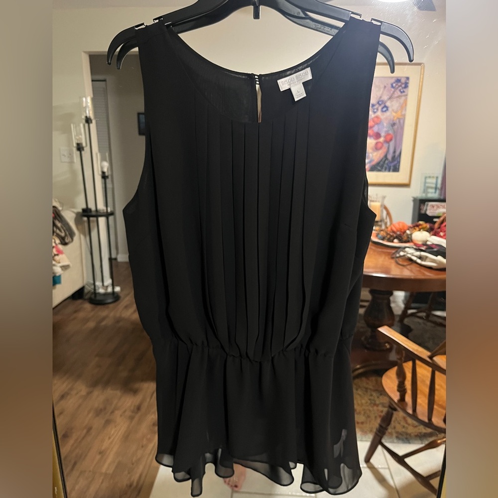 Bisou Bisou Black Pleated Top